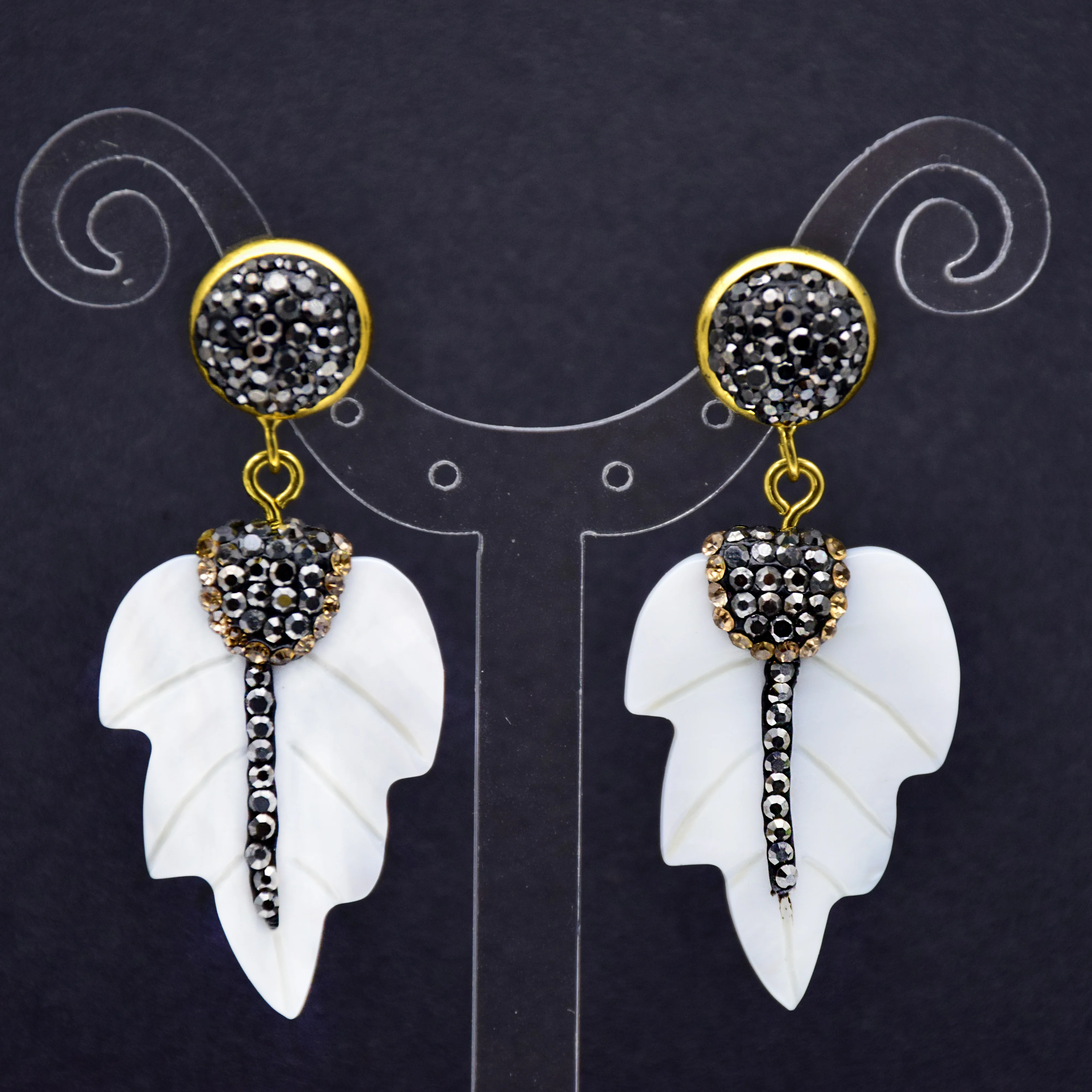 Серьги YM SHIPIN в виде натуральной ракушки летние Винтажные белые висячие серьги с