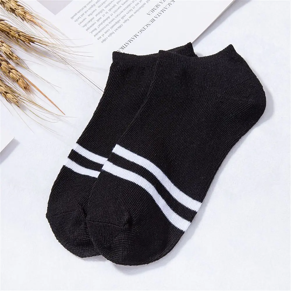

Women's Socks & Hosiery