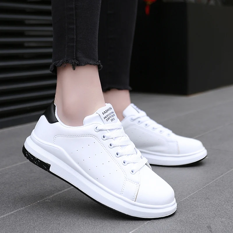 Tenis Feminino Women Tennis Shoes 2019 Unisex Outdoor Jogging Flat Sneakers Men Women Student White Shoes Zapatos Tenis Mujer