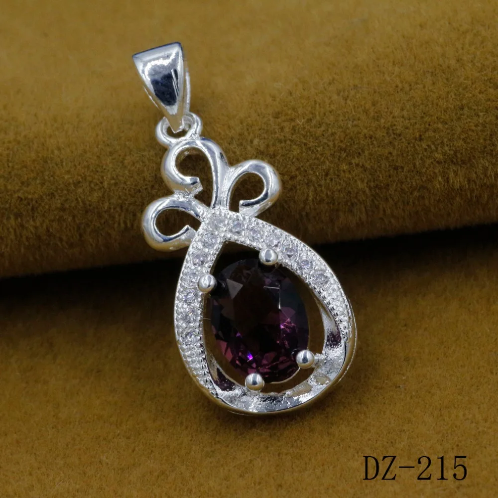 Нежный удлиненный кулон из серебра 925 пробы в виде капель мозаичный хрустальный