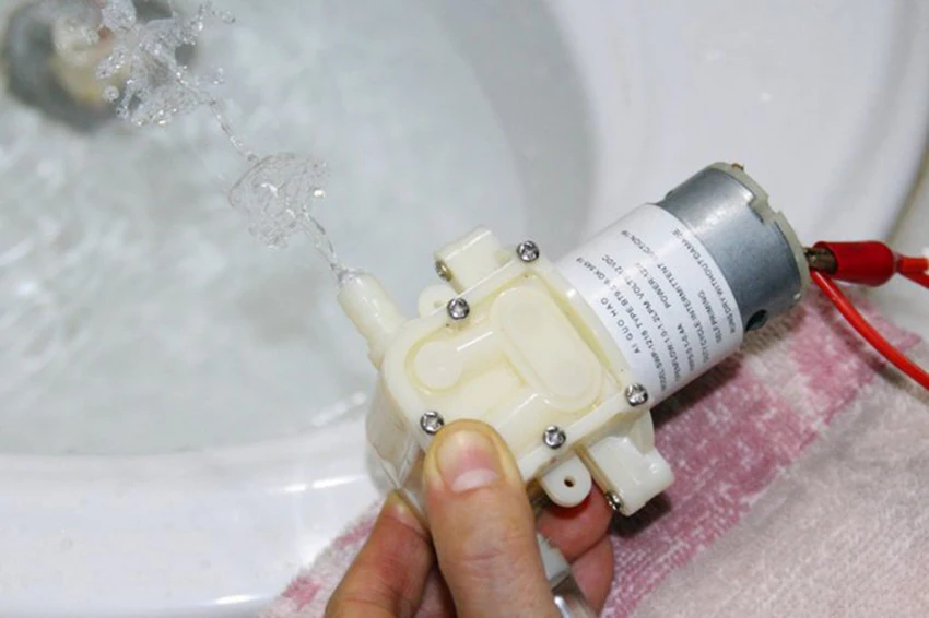 Мини DC 12 В 545 моторный мембранный насос водяного масла жидкостей водяной насос 1,0-1,2 л/мин