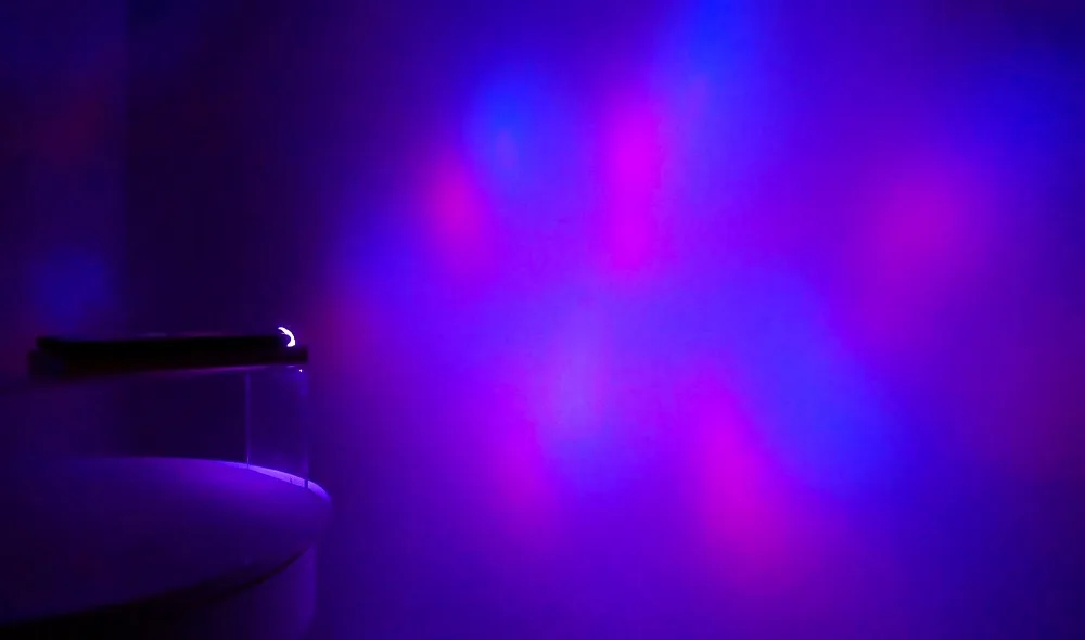 СВЕТОДИОДНЫЙ Автомобильный USB атмосферный свет DJ RGB Мини Красочный музыкальный звук лампа USB-C телефон ампулы праздничная атмосфера динамическая лампа