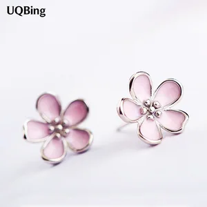 Серьги-гвоздики из серебра 925 пробы, с цветком