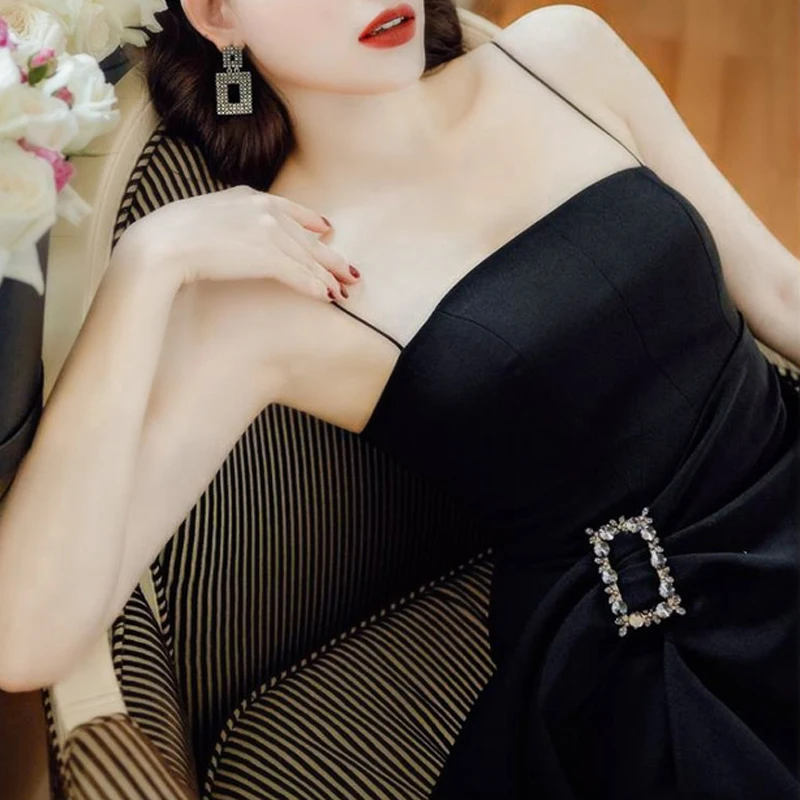 INDRESSME 2019 New Black dress Spaghetti Straps Sleevelss Backless Bodycon Asymmetrical Hem Women With Diamond Belt Midi Dress | Женская