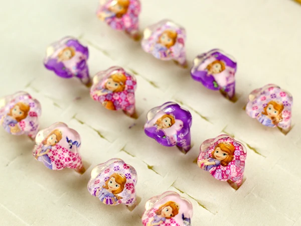 Новинка 2017 года 1 предмет Детские кольца случайный цвет в стиле принцессы Софи с