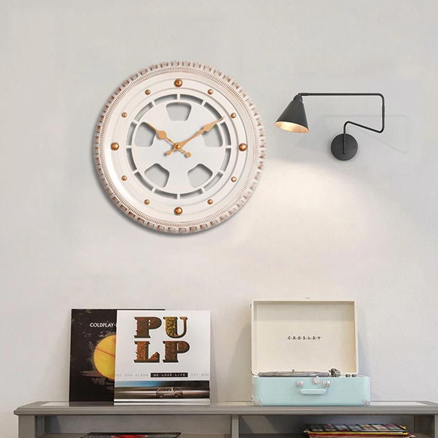 

American Modern Wall Clocks Living Room Metal Gold Decor Watch Wall Beautiful Horloge Mural Home Decoration Accessories 50KO572