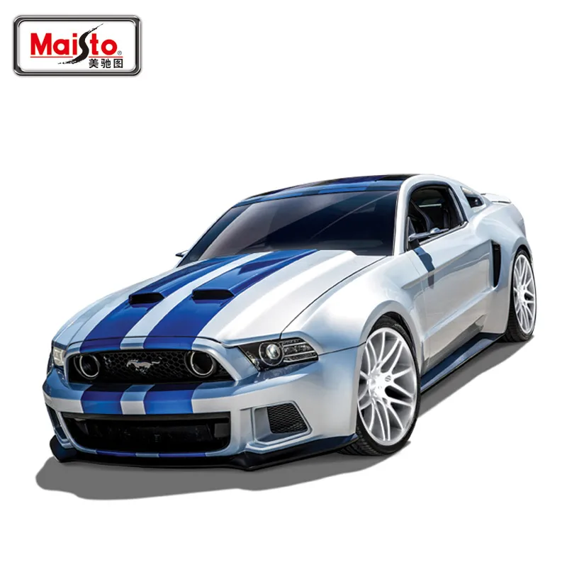 silver and white Модель 1:24 Ford Mustang GT из сплава, модель спортивного автомобиля, литая под давлением, гоночный автомобиль maist, детская игрушка, коллекция, украшение - Цвет: silver and white
