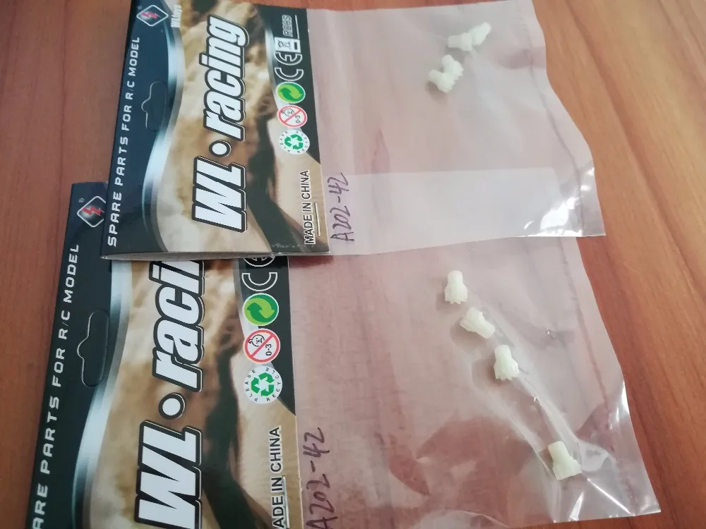 WLtoys a202 a212 a222 a232 a242 a252 1:24 RC запчасти для автомобиля шестерня вождения комплект из 2