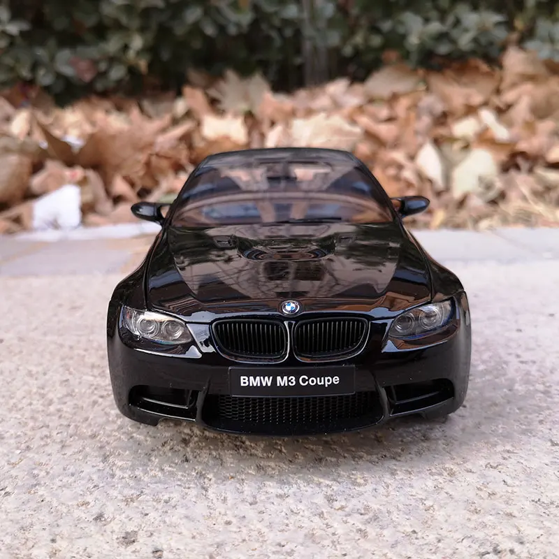 Оригинальные 1:18 M3 GTS M3 E92 литые под давлением металлические модели автомобилей Высокая моделирования автомобиля игрушки 6 дверей могут быть открыты подарки для детей
