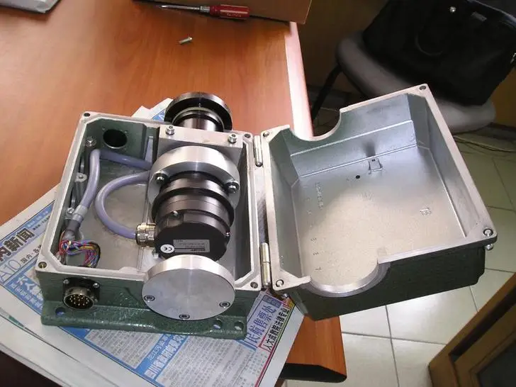 

BALLUFF BSW BRGC-09-L-B1