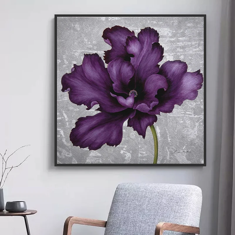 Картина на холсте с большими фиолетовыми цветами абстрактная для гостиной