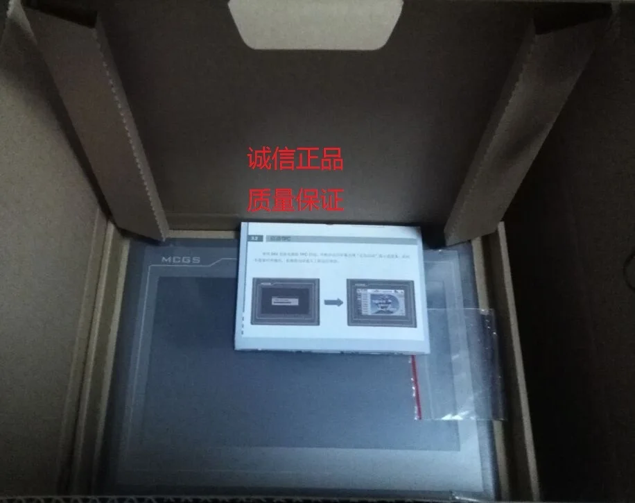 

MCGS TPC7062TD(KT) TPC7062TD КТ 7 дюймов HMI панель, есть в наличии
