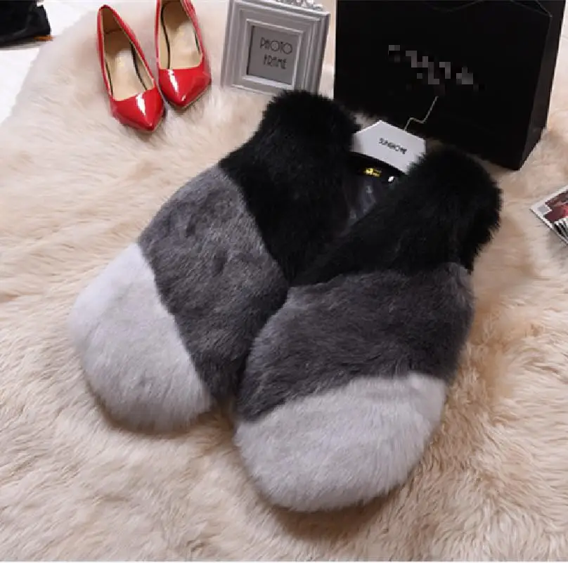 

High Imitation Faux Fur Vest Coat Winter Women Warm Fashion temperament Jacket Short Pattern Outwear