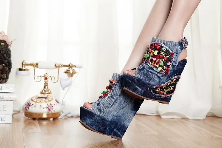 Хит продаж Новая коллекция Летние туфли лодочки Пикантные женские ботинки на