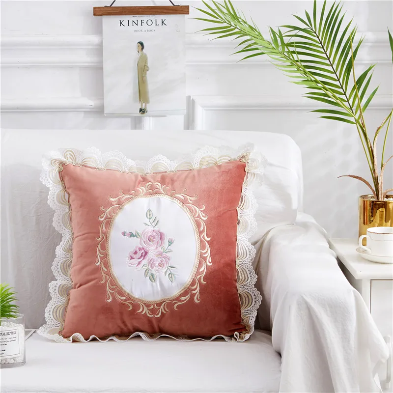 Наволочка с цветочной вышивкой и кружевной каймой Европейский Винтажный