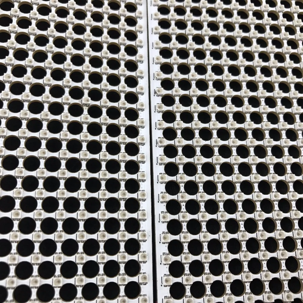 

P9823F-2020 SMD P5mm 18*32pixels led addressable rigid panel light,WHITE PCB,size: 90cm*160cm,DC5V input