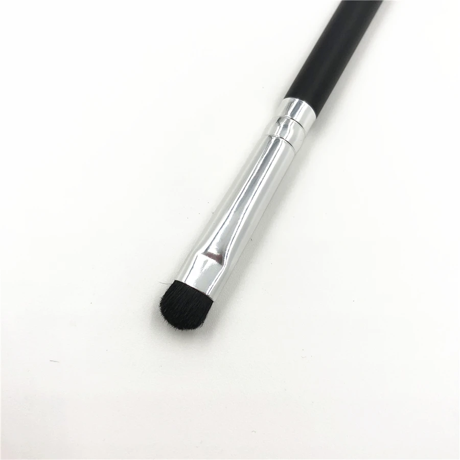 

Goat Hair Small Eyeshaow Makeup Brush Detail Eyeliner Eye Pencil Cosmetic Tool M508