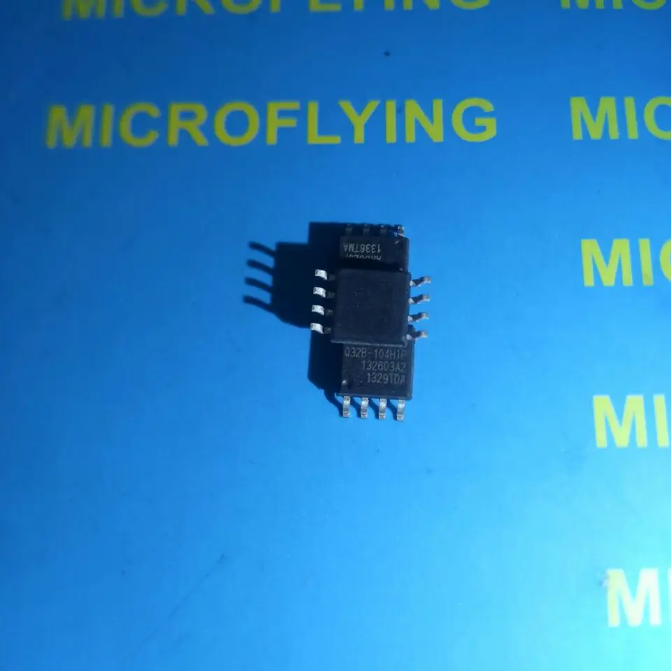 

5-10PCS/LOT EN25Q32B-104HIP EN25Q32B EN25Q32B-104 SOP8 Flash Memory Chip
