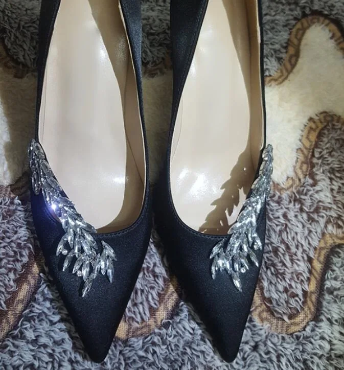 Женские атласные туфли лодочки на шпильках розовые с острым носком Украшенные