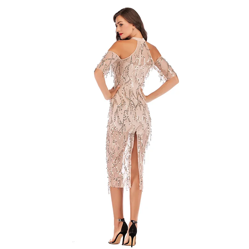 D140 платье с разрезом сзади и лямкой на шее до середины икры золотистыми