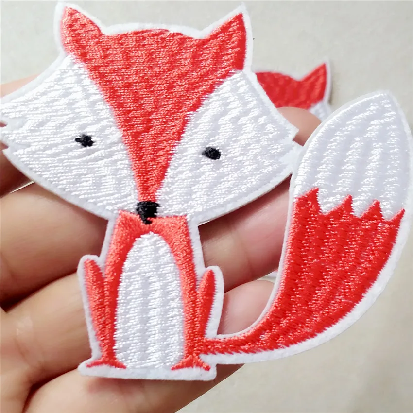 Послушание оптовая продажа 50 шт. мультфильм лиса животного вышитые патч железа