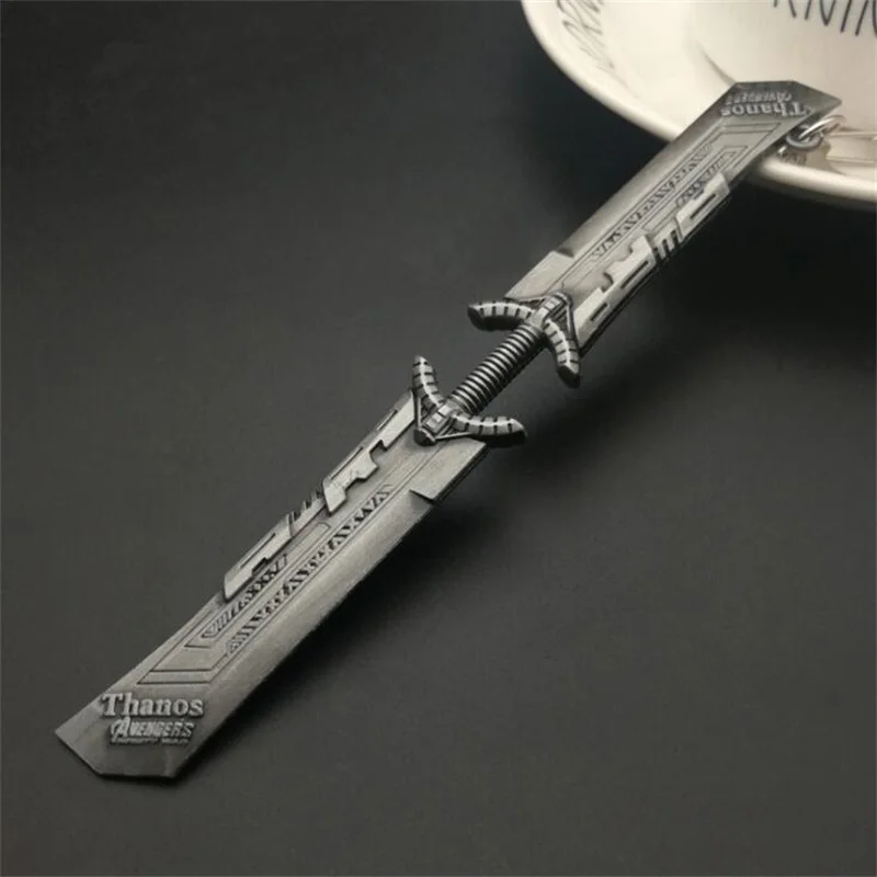 

Superhero Double-edged Sword Blade Key Chains Cosplay Keychain Keyring Weapon Prop