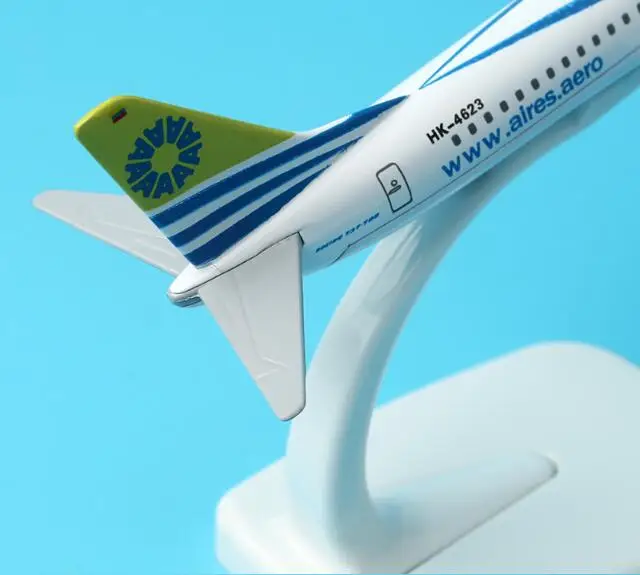 Авиационная модель Колумбийского самолета Боинг 737-800 16 см авиационная