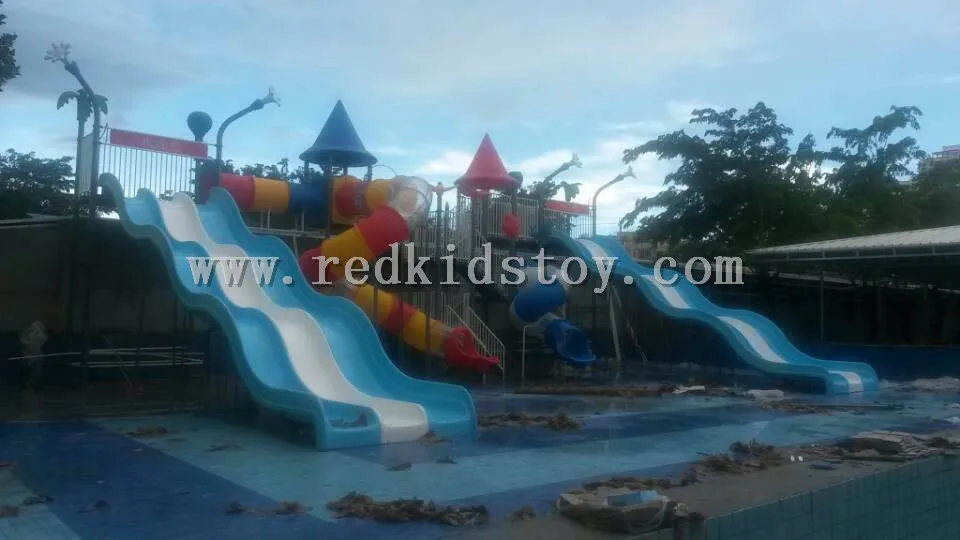 Горка для аквапарка с резиновым покрытием платформа и лестницы высокое качество