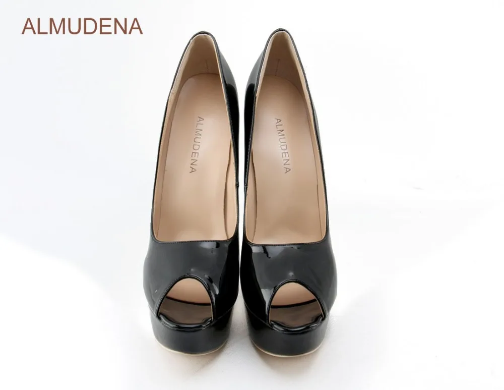 ALMUDENA/модные туфли-лодочки с открытым носком на высоком каблуке; пикантные женские свадебные туфли с открытым носком; высококачественные туфли на платформе из лакированной кожи телесного и черного цвета