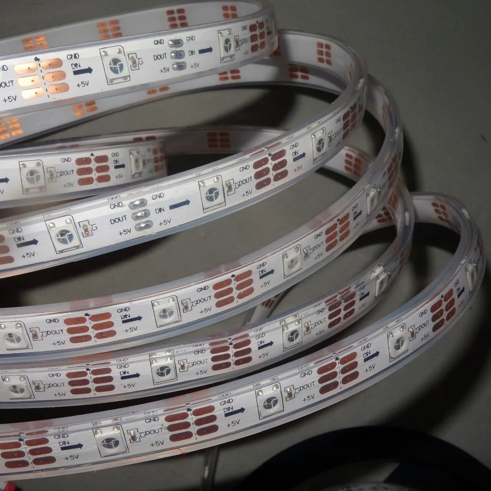 

Доступные светодиодные пиксели 5 м DC5V SK6812 srip,IP68,30 шт. SK6812/m с 30 пикселями; Белая печатная плата, IP68; Телефон в трубке