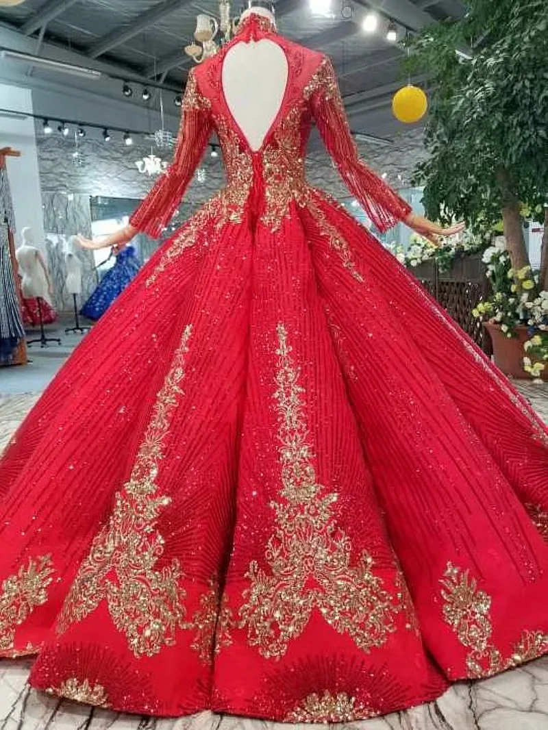 Роскошное зеленое винтажное вечернее платье с высоким воротом и длинным рукавом