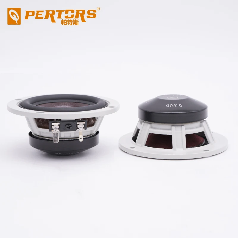 Модифицированная автомобильная аудиосистема трехчастотная Hi Fi высокое