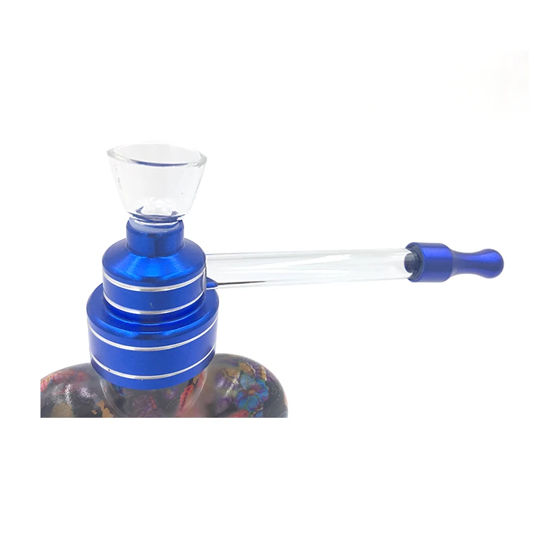 Производитель продает новые маленькие стеклянные бутылки для кальяна