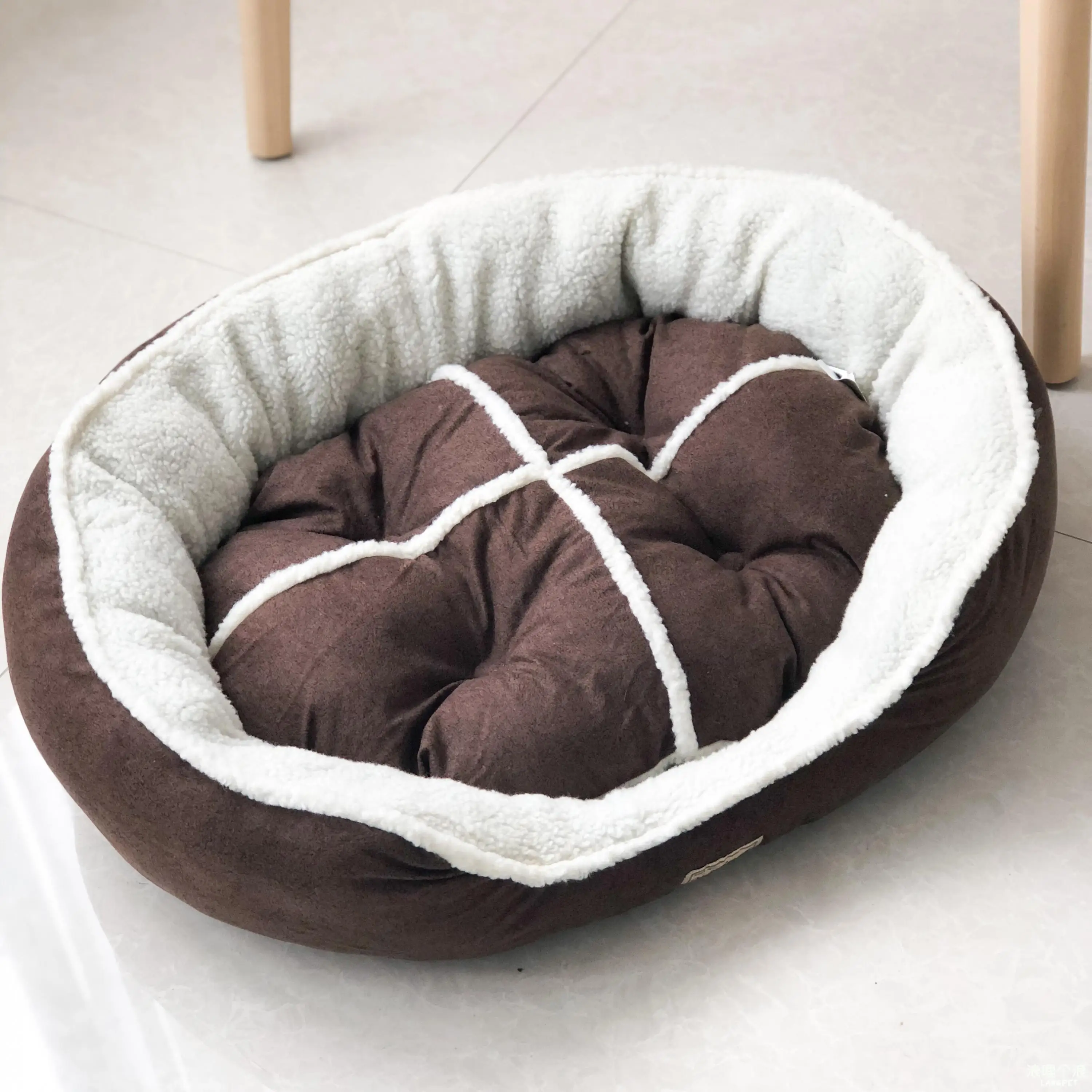 Съемные и моющиеся плюшевые кровати для собак роскошные маленьких/средних домик