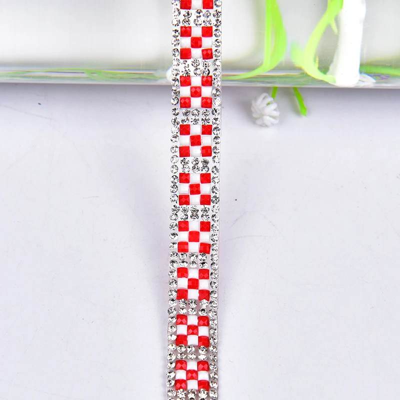 

5yard/Lot Glass Hotfix Rhinestone Trimming Wedding Decoration Clear Crystal And Beads Applique 1cm Width DIY Belt Garment Iron