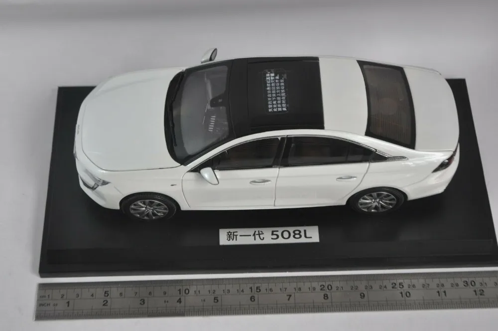 1:18 литая модель для Peugeot 508L 508 2019 белый редкий сплав игрушечный автомобиль