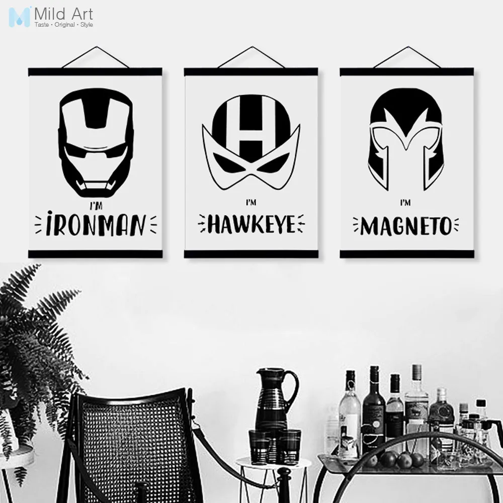 Черно белая маска с супергероями деревянная постер в рамке Скандинавская