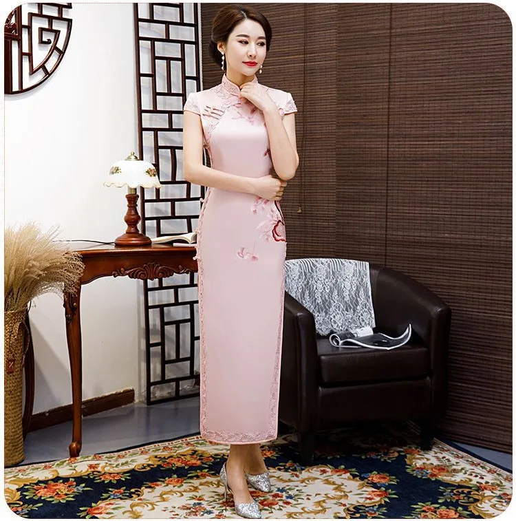 Sheng Coco размера плюс Королевский синий китайский шелк Qipao атлас Cheongsam платья Длинные Кружева Окаймленный воротник Qipao 4XL вышитые цветы