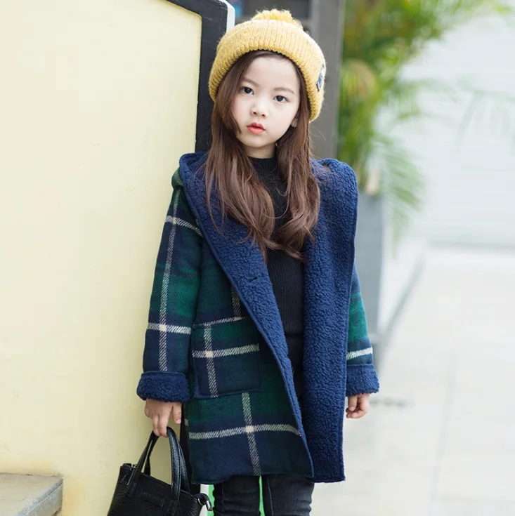 2017 winter new children's clothing girls Korean plaid lamb coat children's fleece jacket