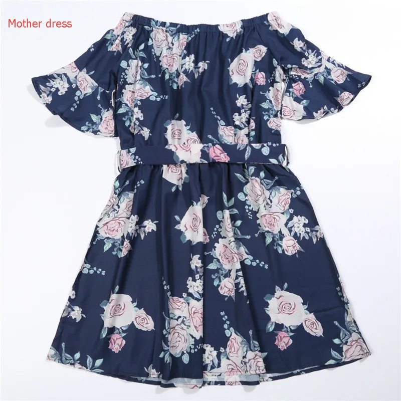 S-XL Семейные комплекты для мамы и дочки, платья Летнее цветочное платье для родителей и ребенка одинаковые комплекты для семьи с принтом «Мама и я»