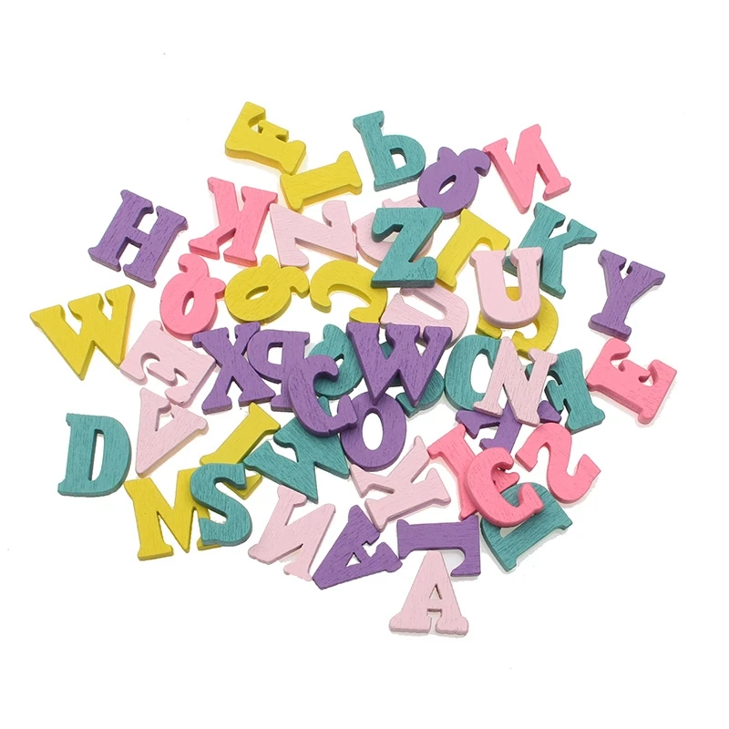 100 шт. цветные деревянные украшения с буквами плоской задней поверхностью