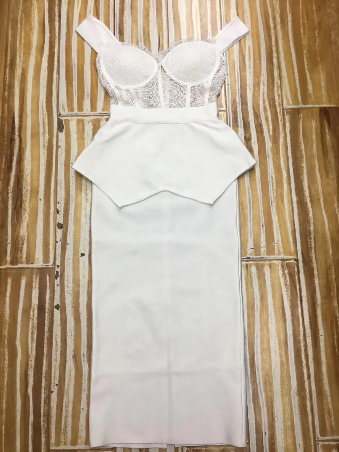 

Celebrity White Sexy Women Slip V-Neck Rayon Bandage Night Party Sets Top Quality