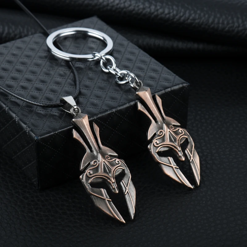 

Brave Outdoor Survival Keychain Men's Spartan Helmet Key Chain Mask Cosplay Jewelry Pulseria Skull Key Ring Trinket