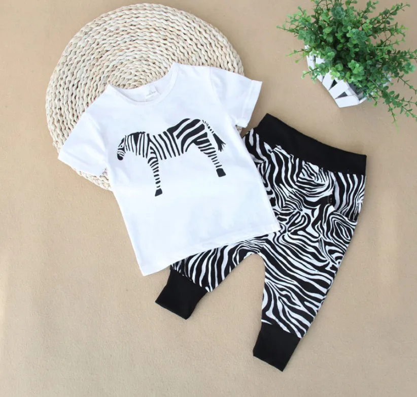 Комплект модной одежды для новорожденных девочек футболка с принтом в виде зебры