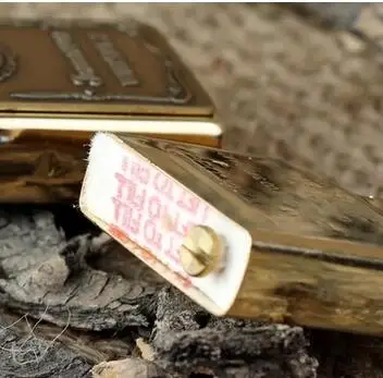 Бесплатная доставка металлическая керосиновая Зажигалка серебро и золото