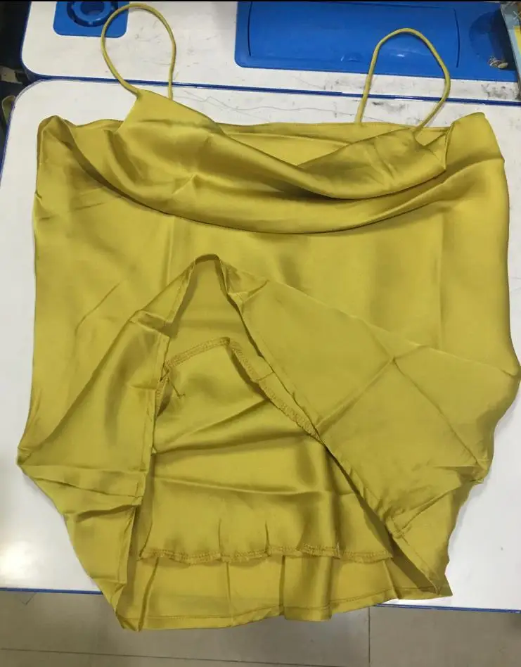 2019 простая Сексуальная Желтая атласная майка женские корейские сексуальные