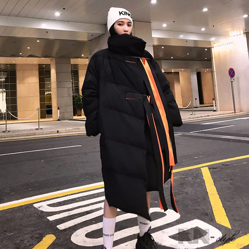 Женская куртка-пуховик на белом утином пуху Блестящая Серебристая асимметричная