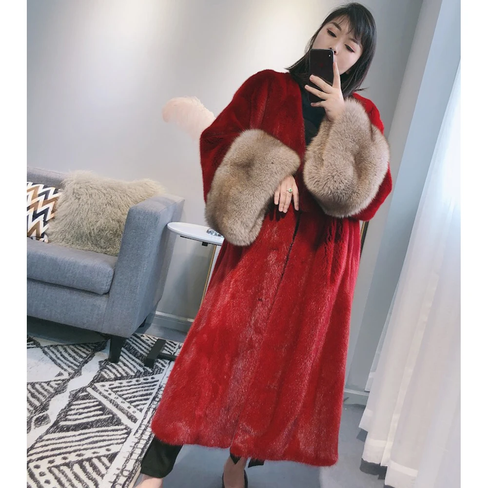 Женская шуба из натурального меха норки