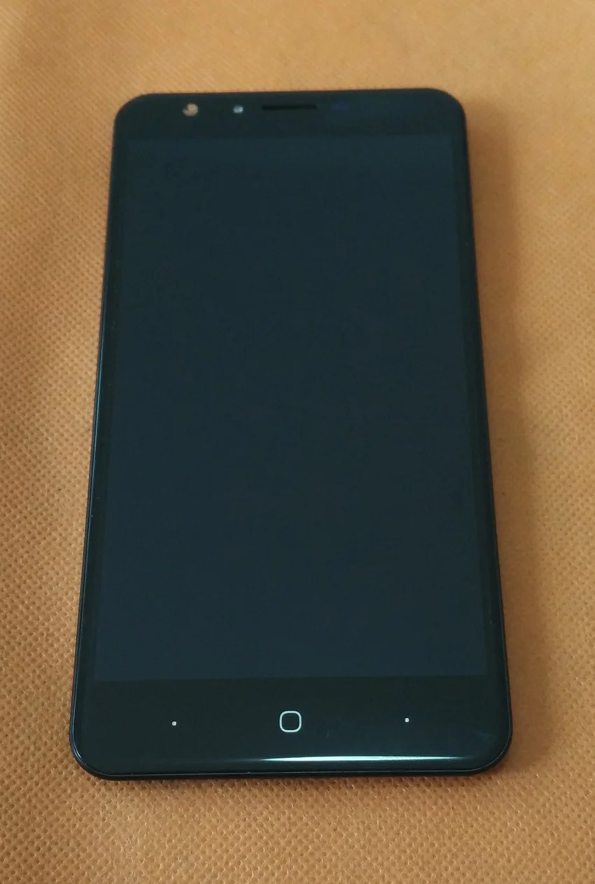 Используется оригинальный ЖК дисплей + дигитайзер сенсорный экран рамка для Doogee