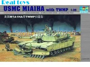 

Trumpeter model 00335 1/35 U.S.M.C M1A1HA with TWMP mine plow